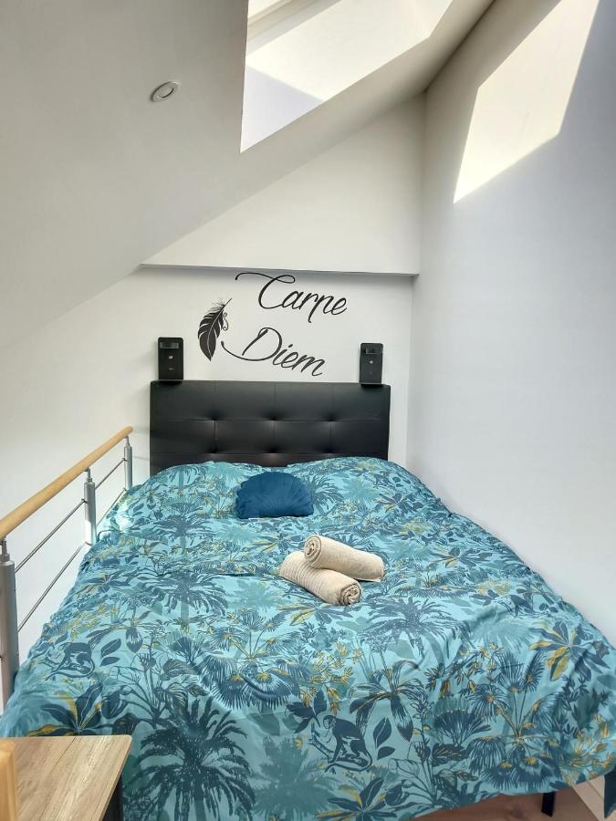 Sublime Appart Renove Duplex Centre Ville 4Pers Wifi Saint-Quentin  Ngoại thất bức ảnh